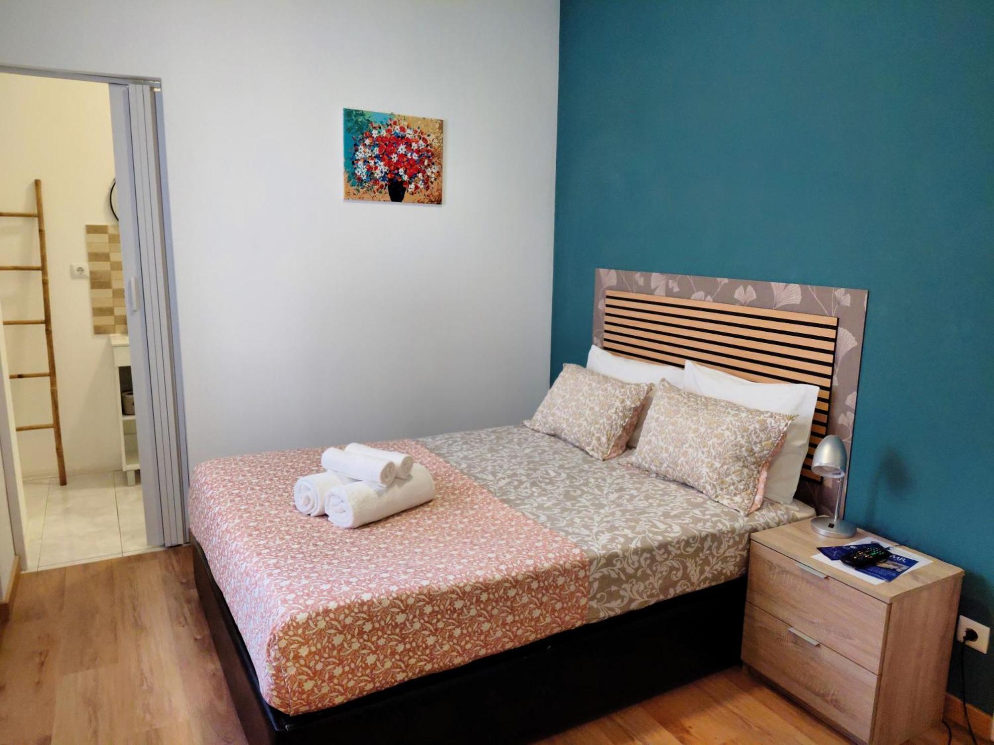 Quarto Duplo com Casa de Banho Privativa