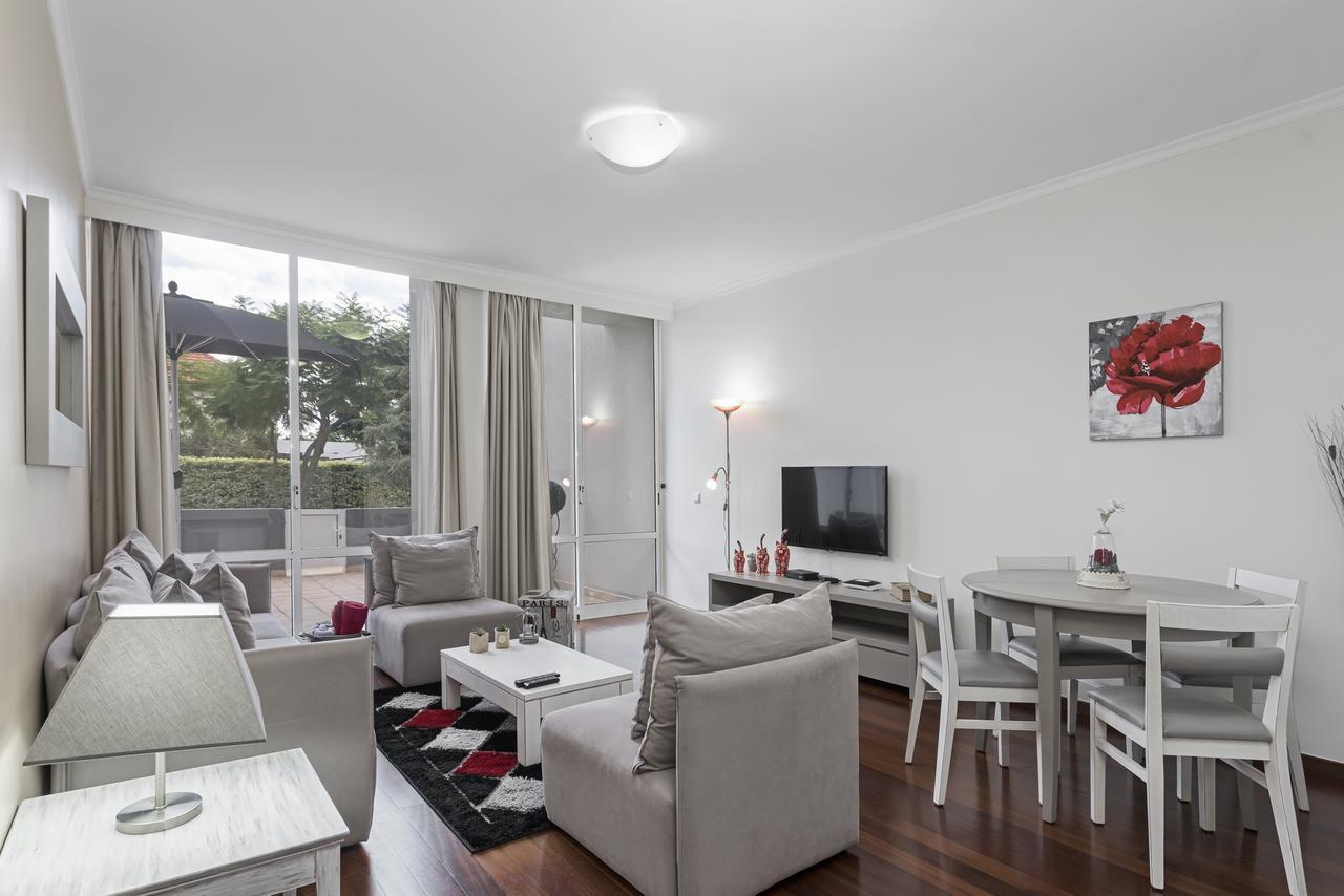 Apartamento com 3 Quartos - Piso Térreo