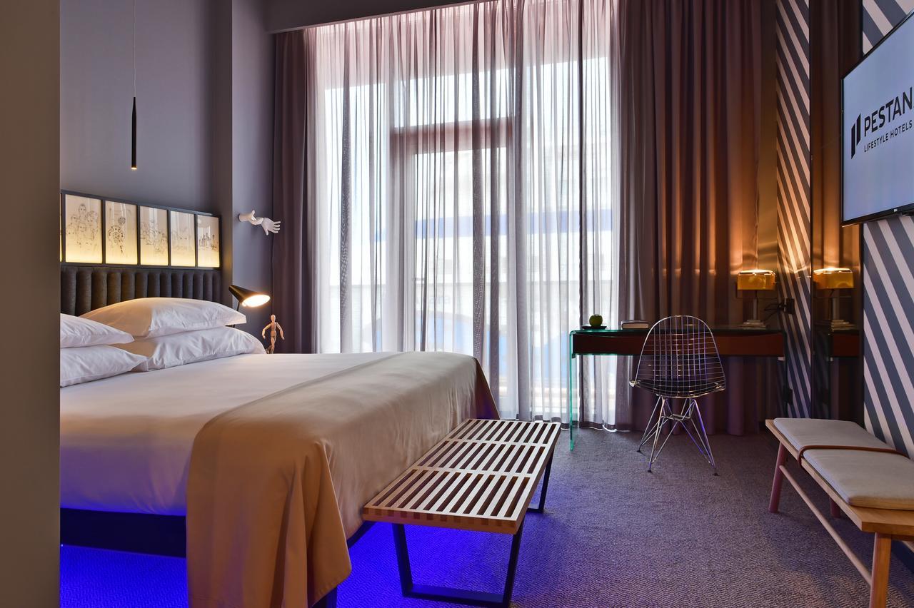 CR Superior Double Room